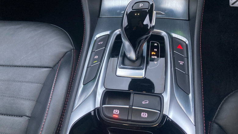 MG Hs 1.5 T-GDI Exclusive 5dr DCT Petrol Hatchback